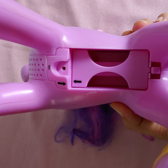 My Little Pony Talking & Light-up Princess Twilight Sparkle - Picture 6 of 6